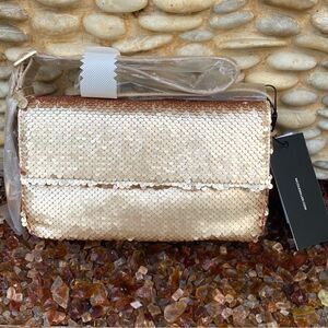 NWT New Nicole Miller Gold Metallic Sequin Crossbody Bag/Purse Sparkly Holiday